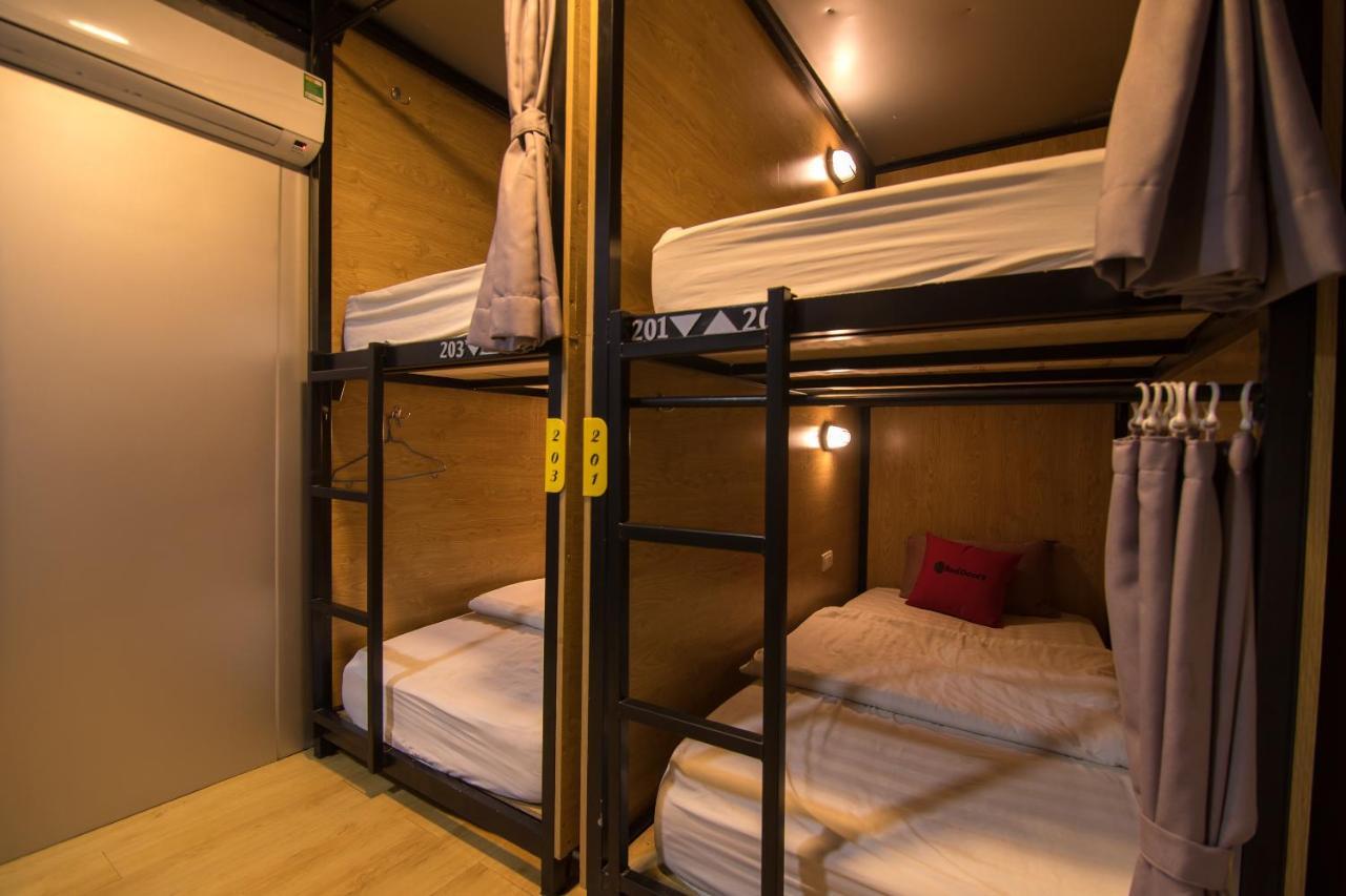 Reddoorz Hostel Near St. Joseph'S Cathedral Hanoi Exterior photo