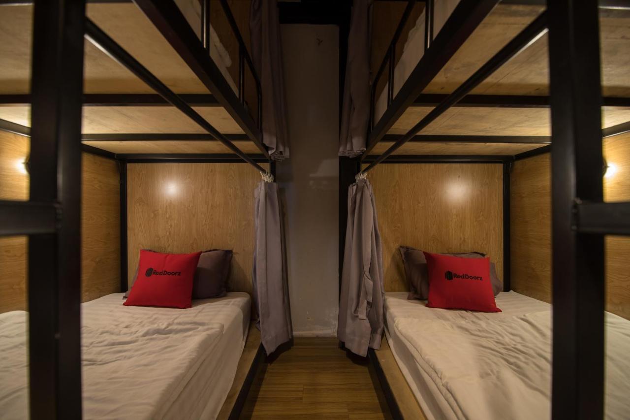 Reddoorz Hostel Near St. Joseph'S Cathedral Hanoi Exterior photo